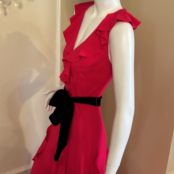GUCCI PINK  RUFFLE DRESS SIZE M - Picture 13 of 15